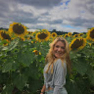 Meet your Posher, Savanna